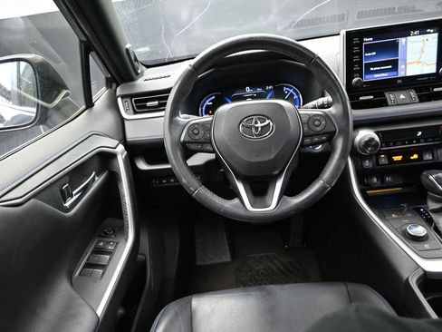 Used 2019 Toyota RAV4 XSE image 29