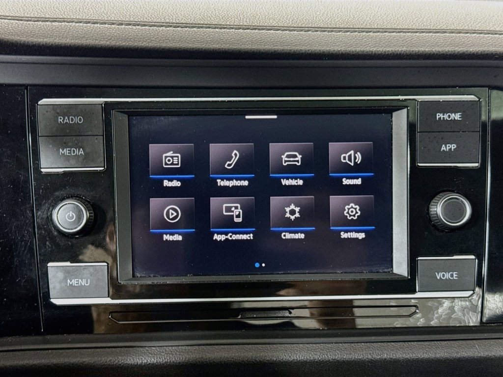 Used 2022 Volkswagen Jetta SE FWD image 14