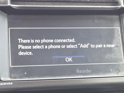 Used 2015 Toyota RAV4 Limited w/ Technology Package FWD image 6