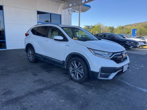 Used 2020 Honda CR-V Touring image 2