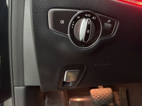 Certified 2018 Mercedes-Benz E 300 image 19