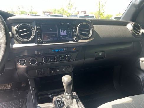 Used 2023 Toyota Tacoma TRD Off-Road AWD/4WD image 12