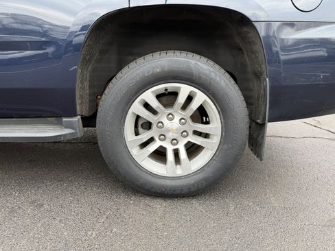 Used 2018 Chevrolet Tahoe LT image 9