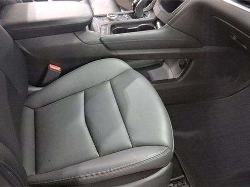 Used 2022 Cadillac XT6 Luxury image 14