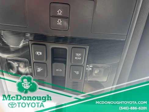 Used 2021 Volkswagen Tiguan SE R-Line AWD/4WD image 17