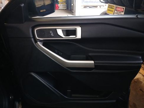 Certified 2023 Ford Explorer XLT w/ Equipment Group 202A AWD/4WD image 51