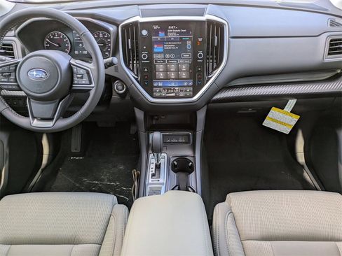 Certified 2025 Subaru Ascent Premium w/ Premium Package image 18