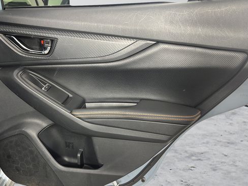 Used 2019 Subaru Crosstrek 2.0i Limited w/ Moonroof Package w/Navigation AWD/4WD image 19