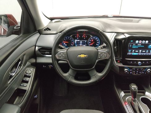 Used 2019 Chevrolet Traverse LT FWD image 22