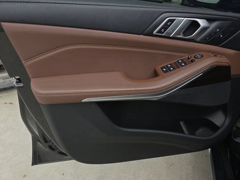 Used 2019 BMW X5 xDrive40i w/ Executive Package AWD/4WD image 26