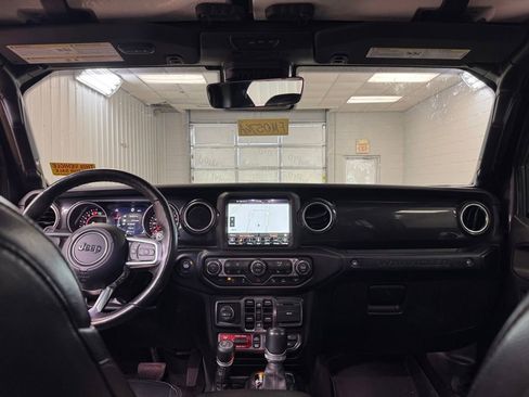 Used 2022 Jeep Wrangler Unlimited Rubicon w/ Xtreme Recon 35" Tire Package AWD/4WD image 19