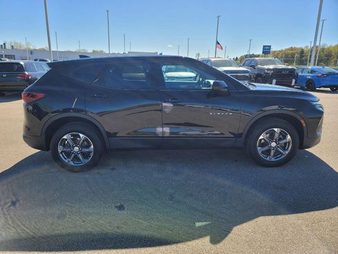 Used 2023 Chevrolet Blazer LT w/ LPO, Floor Liner Package FWD image 8