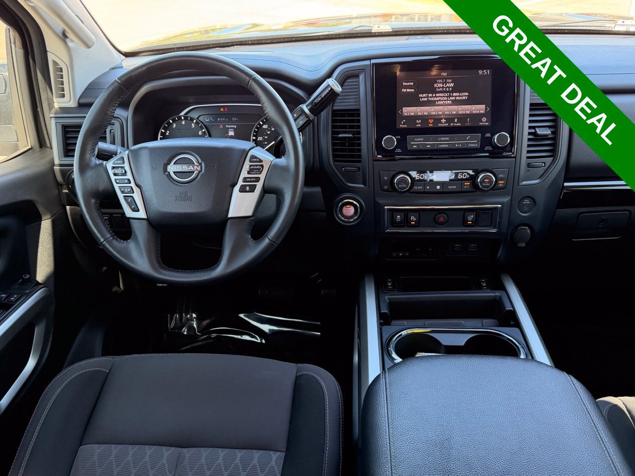 Used 2024 Nissan Titan SV w/ SV Convenience Package RWD image 14