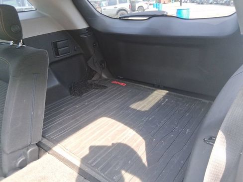 Used 2019 GMC Terrain SLE w/ Driver Convenience Package FWD image 20