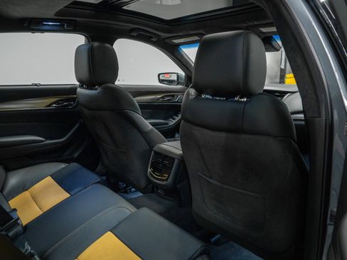 Used 2019 Cadillac CTS V w/ Luxury Package image 29