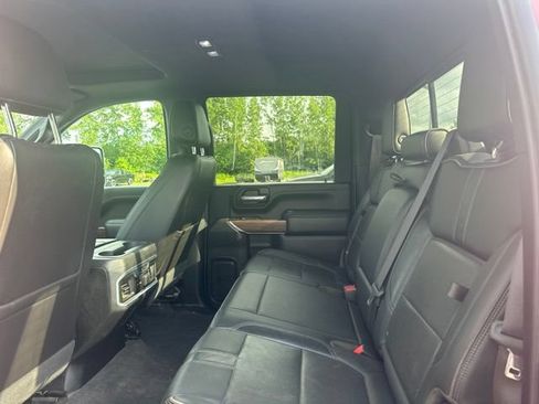 Used 2020 Chevrolet Silverado 2500 High Country w/ Technology Package AWD/4WD image 14