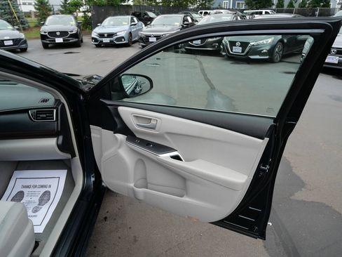 Used 2015 Toyota Camry LE FWD image 20