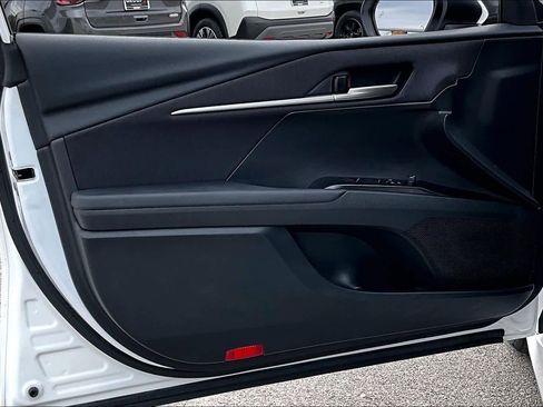 Used 2025 Toyota Camry LE image 22