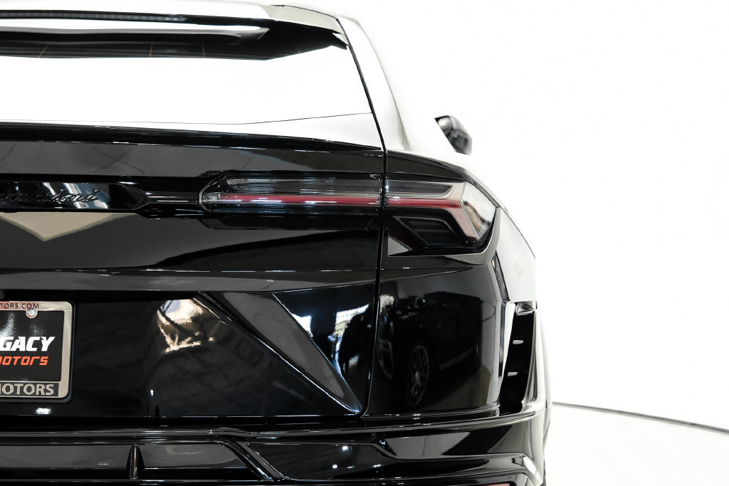 Used 2024 Lamborghini Urus S AWD/4WD image 63