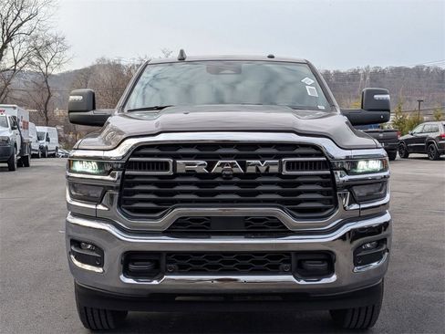 New 2025 RAM 2500 Big Horn image 9
