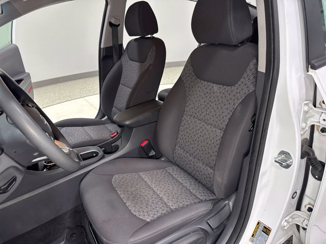 Used 2018 Hyundai Ioniq Blue FWD image 12
