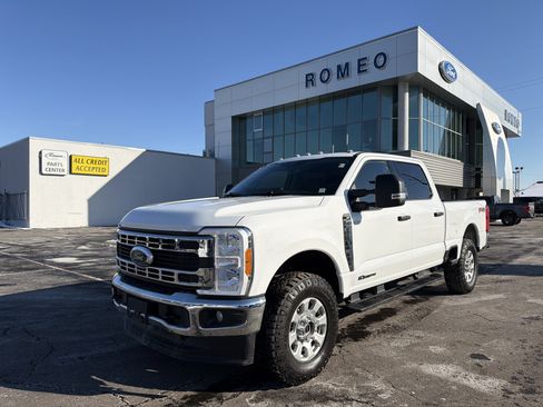 Used 2023 Ford F250 XLT w/ FX4 Off-Road Package image 1