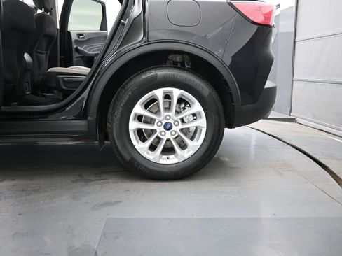 Certified 2022 Ford Escape SE image 20