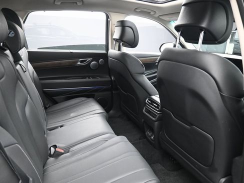 Used 2025 Genesis GV80 2.5T Advanced image 36