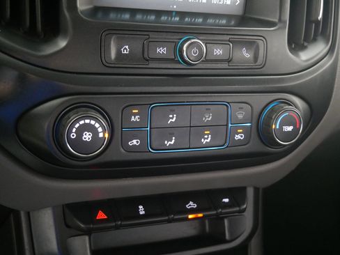 Used 2018 Chevrolet Colorado W/T w/ WT Convenience Package AWD/4WD image 23