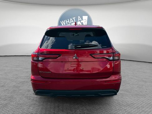 Used 2022 Mitsubishi Outlander ES AWD/4WD image 5