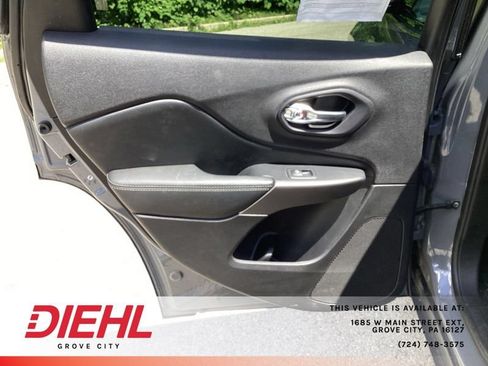 Used 2020 Jeep Cherokee Latitude Lux w/ Quick Order Package 26H Lux AWD/4WD image 13