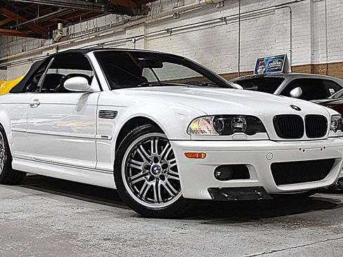 Used 2006 BMW M3 Convertible image 2