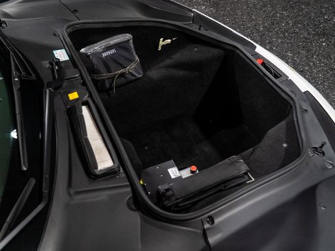 Used 2018 Ferrari 488 GTB image 38