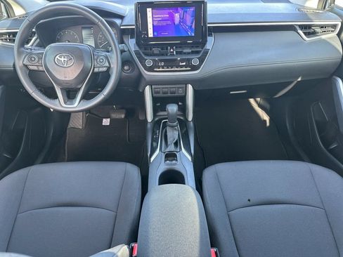 Used 2024 Toyota Corolla Cross LE w/ Moonroof Package FWD image 13