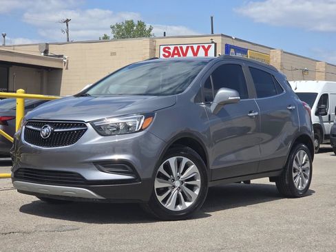 Used 2019 Buick Encore Preferred FWD image 2