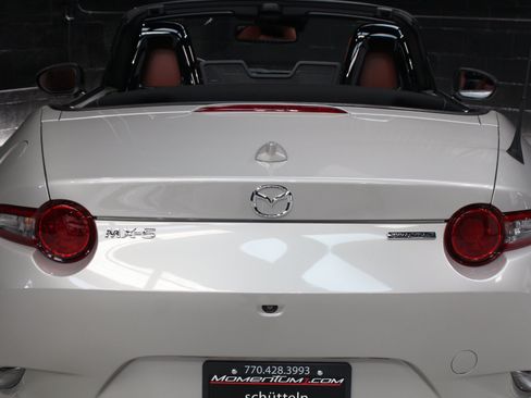 Used 2022 MAZDA MX-5 Miata Grand Touring w/ Weather Package RWD image 19