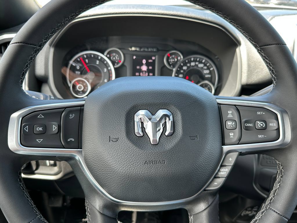 New 2026 RAM 2500 Big Horn AWD/4WD image 20