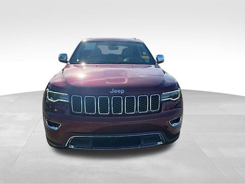 Used 2017 Jeep Grand Cherokee Limited w/ Luxury Group II image 18