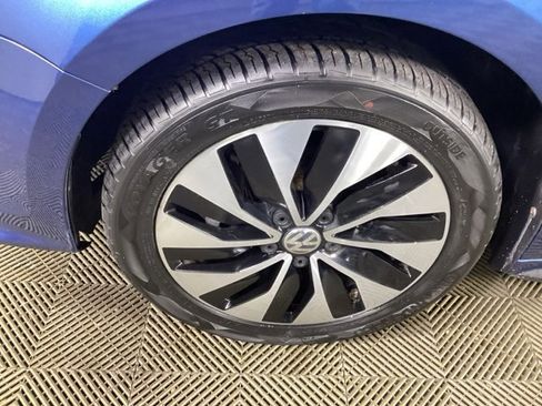 Used 2016 Volkswagen Jetta SEL Premium image 8