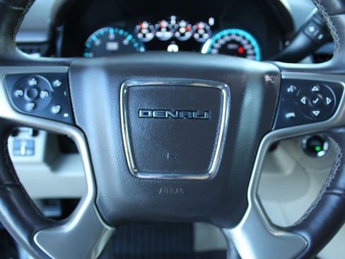 Used 2018 GMC Yukon XL Denali w/ Open Road Package image 29