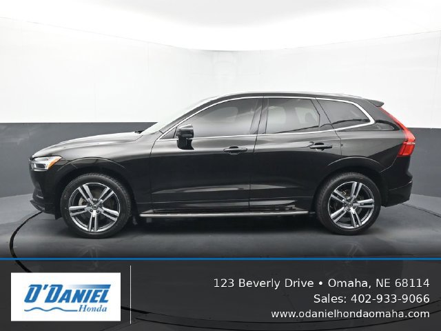 Used 2021 Volvo XC60 T5 Momentum AWD/4WD image 2