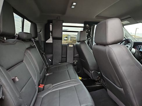 Used 2020 Chevrolet Silverado 1500 LT w/ Texas Edition RWD image 18