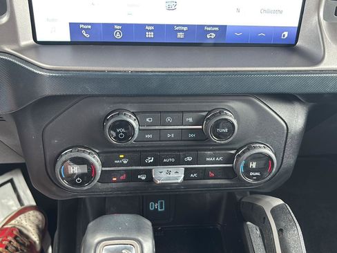 Used 2023 Ford Bronco Outer Banks AWD/4WD image 29