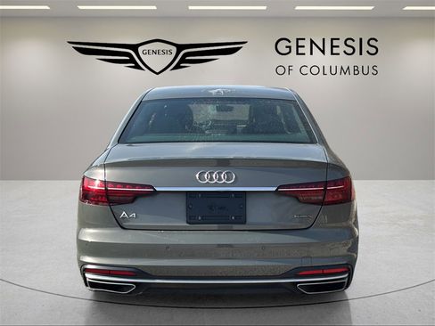 Used 2023 Audi A4 2.0T Premium w/ Convenience Package image 4