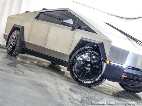 Used 2024 Tesla Cybertruck Cyberbeast image 4
