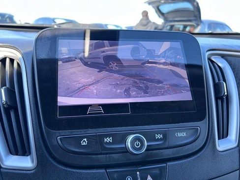 Used 2022 Chevrolet Malibu LT image 20