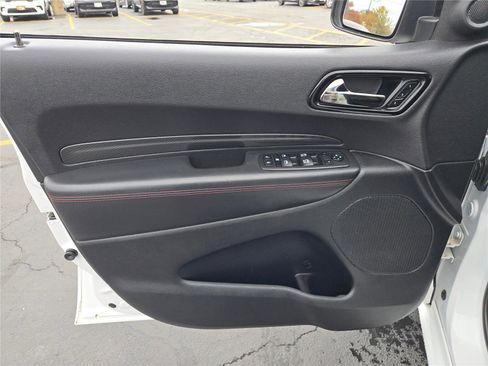 Used 2023 Dodge Durango GT image 23