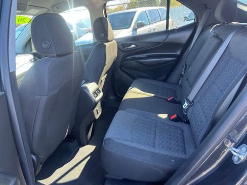 Used 2023 Chevrolet Equinox LT w/ Driver Convenience Package image 13