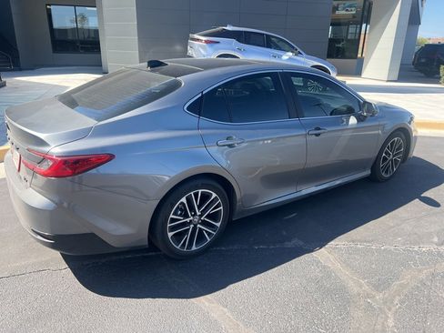 Used 2025 Toyota Camry XLE w/ Premium Plus Package image 7