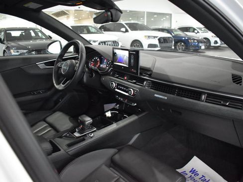 Used 2023 Audi A4 2.0T Premium w/ Convenience Package AWD/4WD image 24